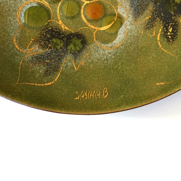 Sascha Brastoff MCM Enamel & Copper Grapes Hanging Display Plate - Picture 4 of 5